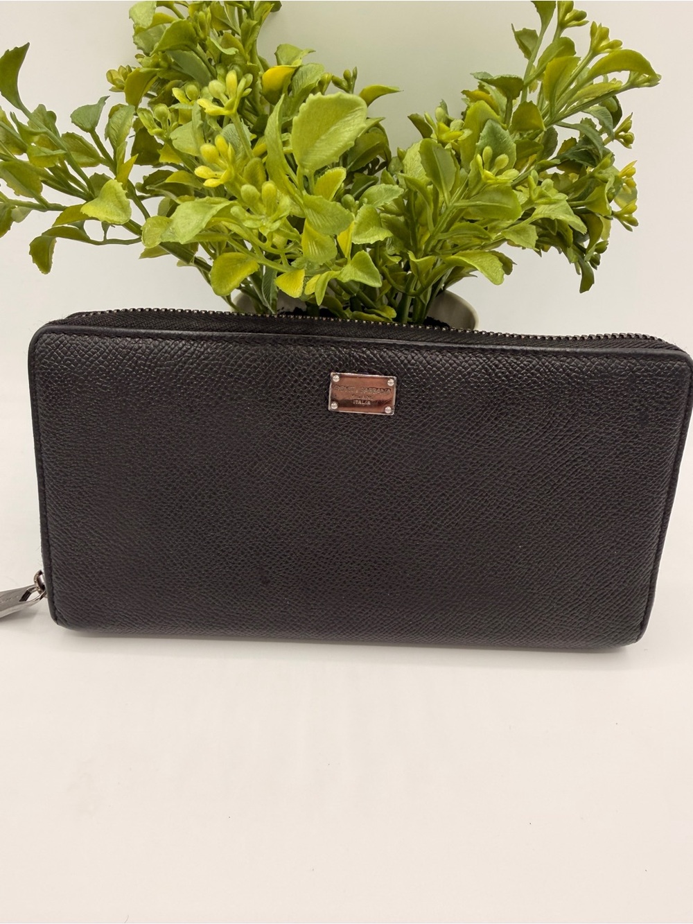 Dolce & Gabbana Long Zip Black Wallet